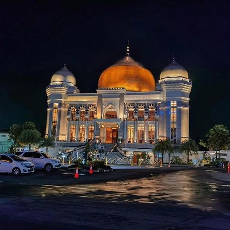 Gania Hotel Bandung Luaran gambar