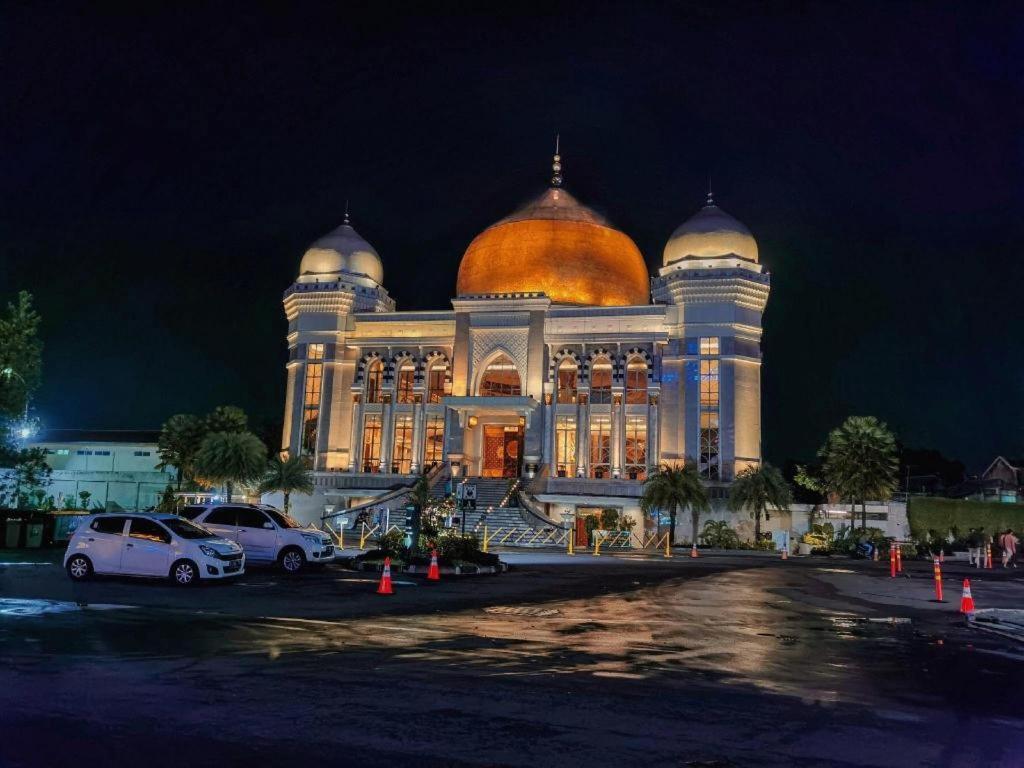 Gania Hotel Bandung Luaran gambar